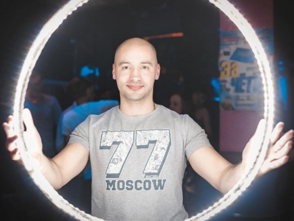 Андрей Черкасов поделился расписанием кастингов на ДОМ 2 на Май месяц